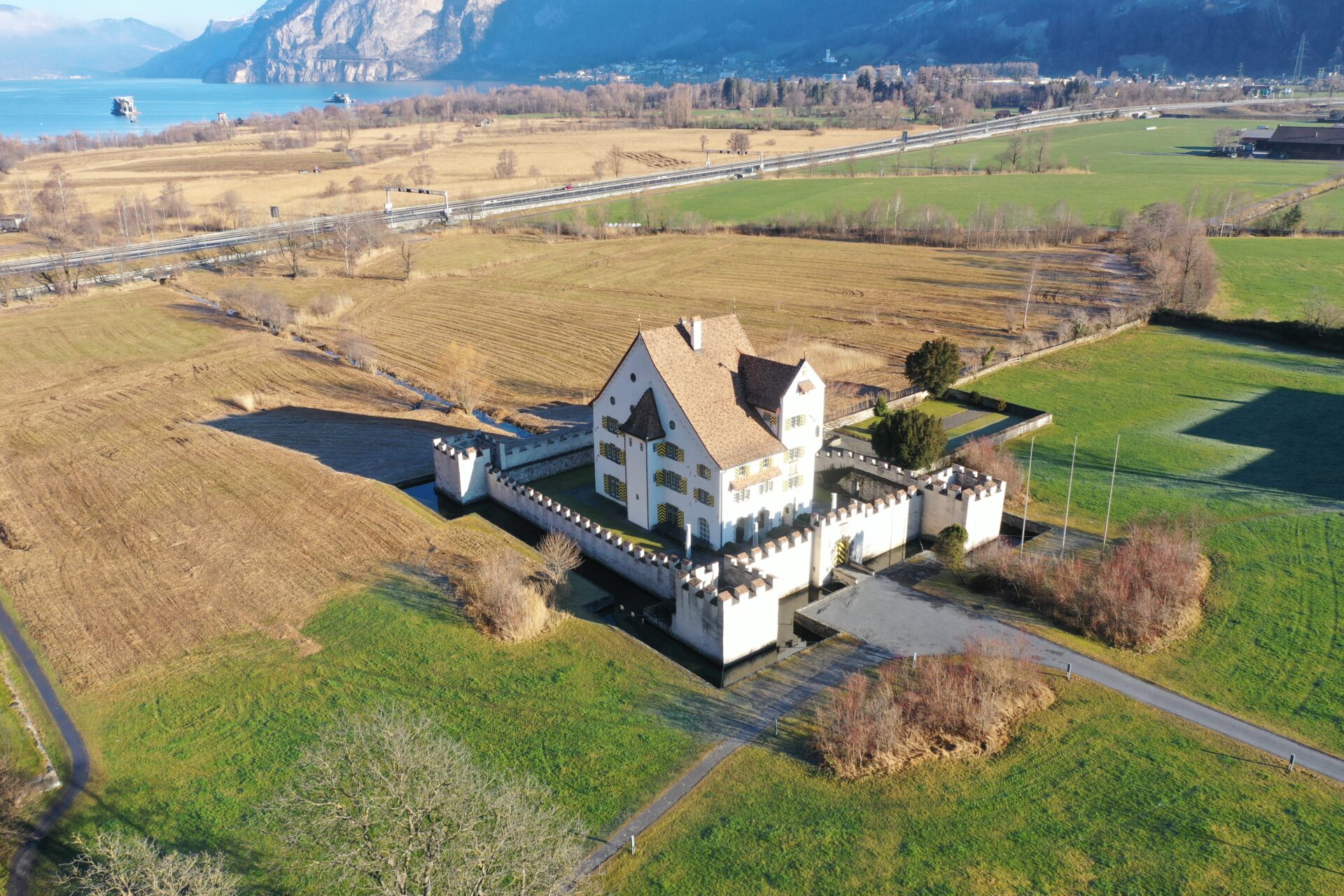 DJI 0084 Schloss Luft