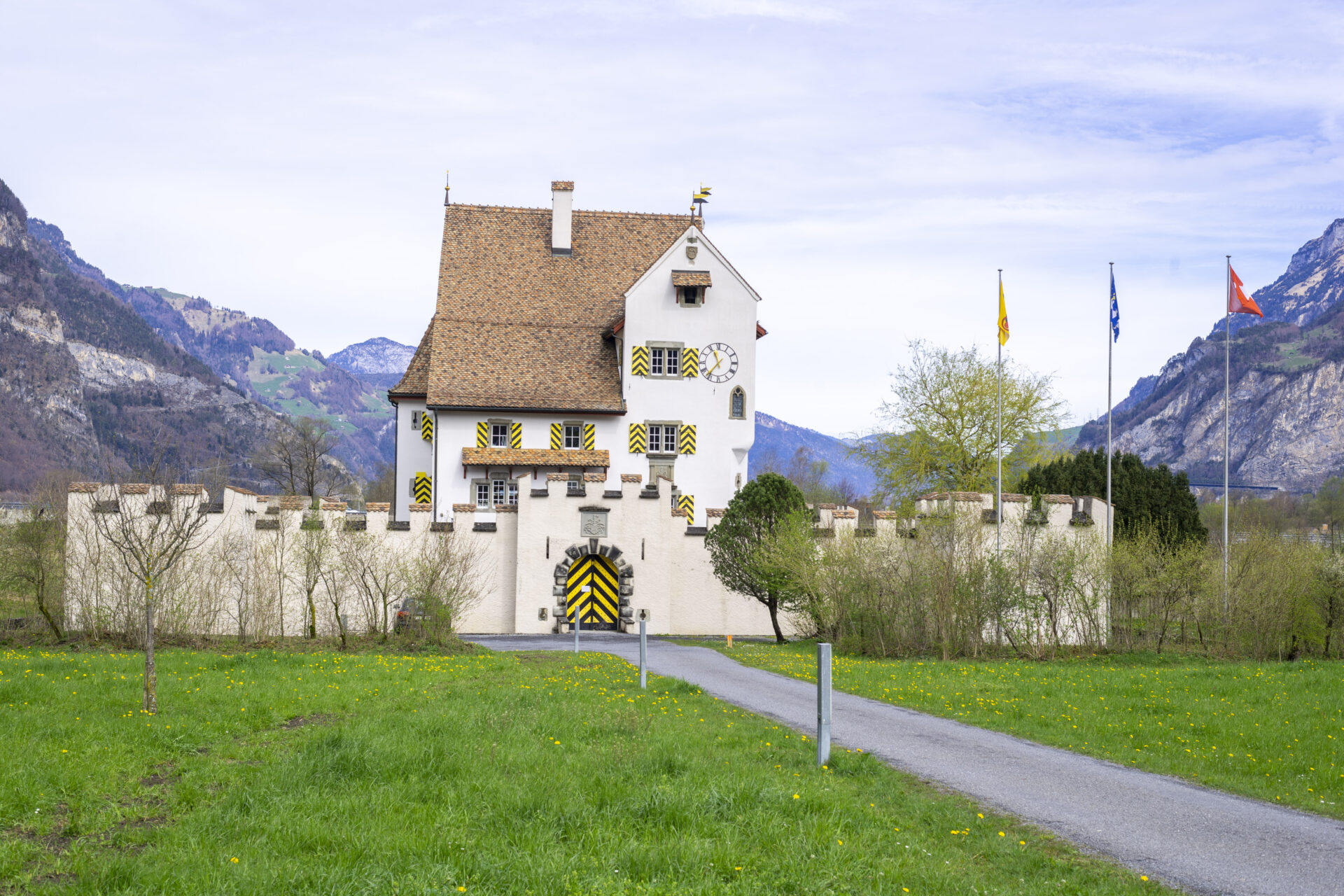 DSC 1852 Schloss Aussen